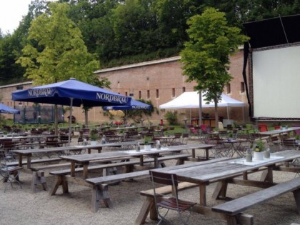 Фото: Biergarten Schutterhof