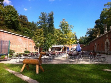 Фото: Biergarten Schutterhof